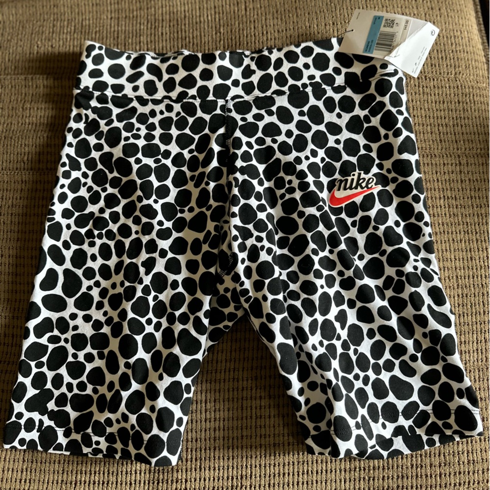 Women’s NIKE Activewear Shorts